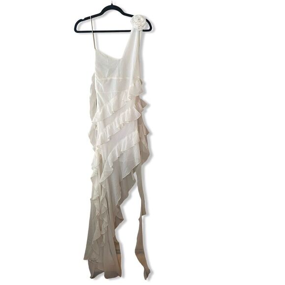 Bubishluxe Willow Ruffle Rosette Dress in White mini midi jellyfish hem Revolve - Picture 9 of 16
